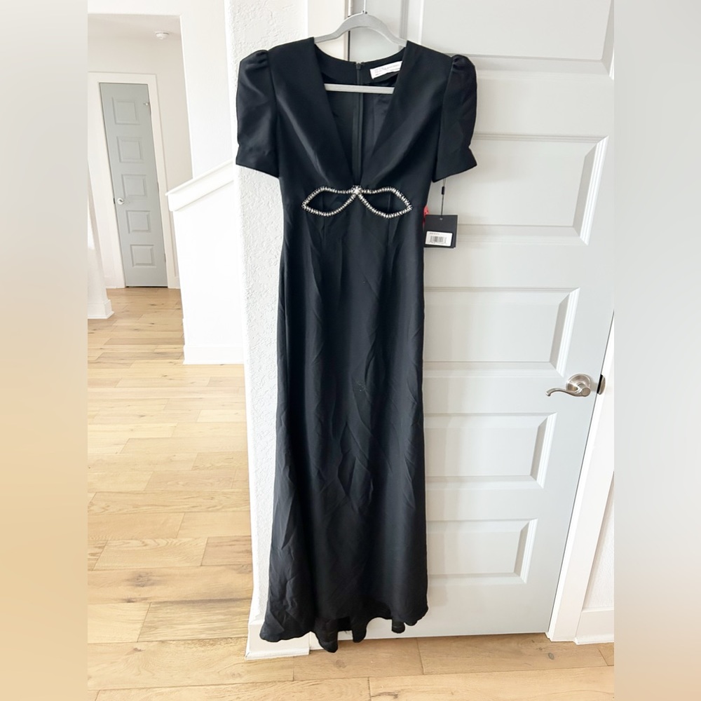 NWT Mac Duggal 2630 Puff Sleeve Cutout Column Gown - Picture 3 of 8